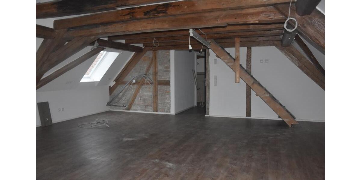 Dachgeschoßwohnung Bad Schussenried - 2 Zimmer, 88 m&sup2;, 1.100&euro; | Angebot:24842589