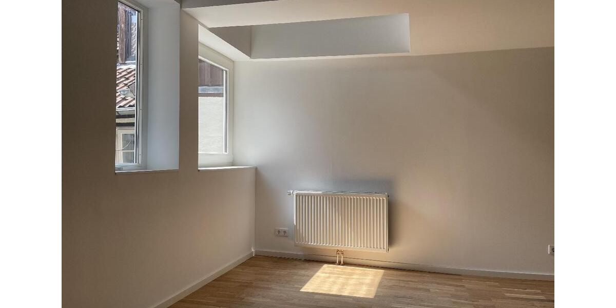 Etagenwohnung Celle - 4 Zimmer, 160 m&sup2;, 1.500&euro; | Angebot:24144611