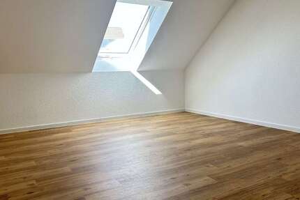 Wohnung Leverkusen Schlebusch - 3 Zimmer, 101 m&sup2;, 1.500&euro; | Angebot:27229020