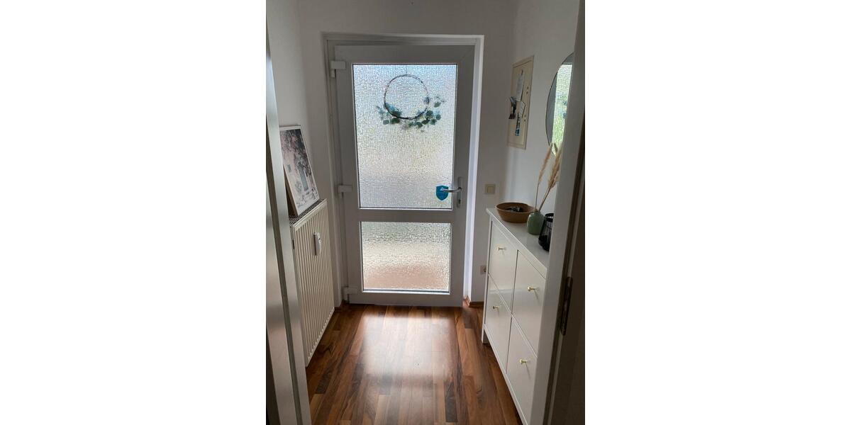 Etagenwohnung Wolfsburg - 2 Zimmer, 65 m&sup2;, 622&euro; | Angebot:26581857
