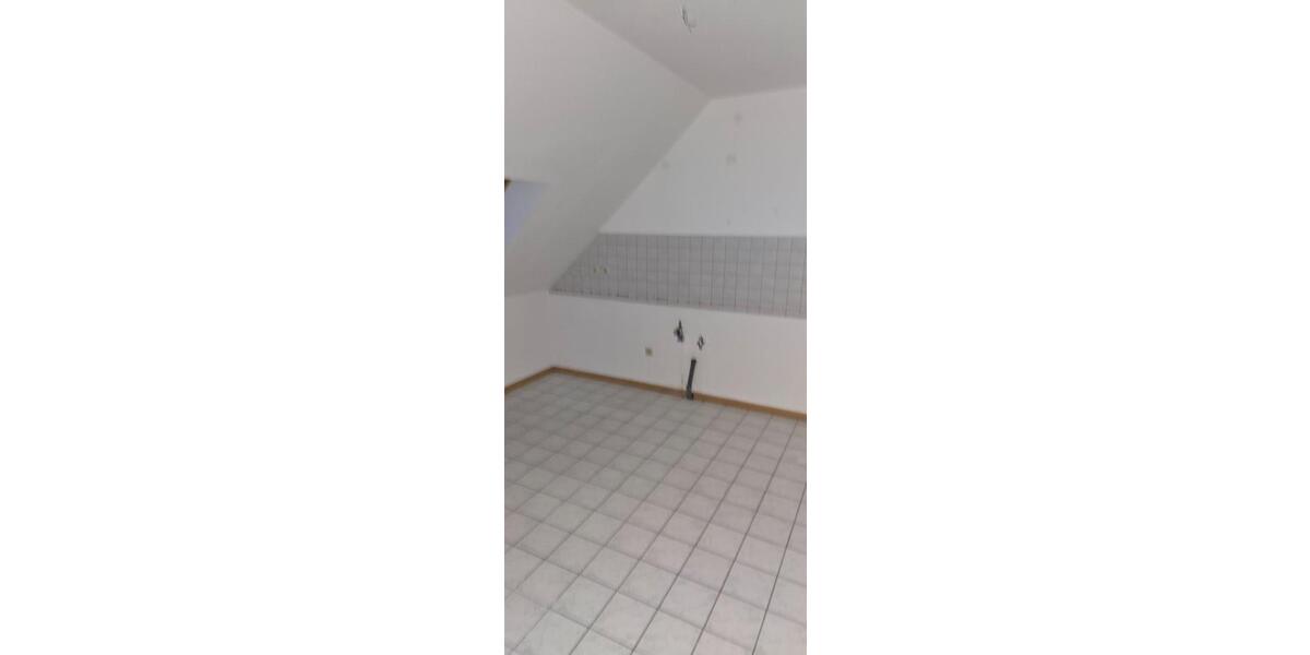 Dachgeschoßwohnung Zella-Mehlis Mehlis - 2 Zimmer, 53 m&sup2;, 390&euro; | Angebot:26564486