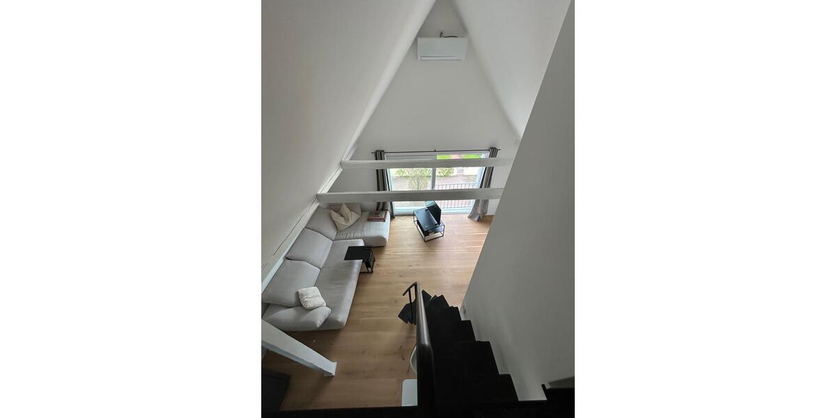 Dachgeschoßwohnung Oberhaching Deisenhofen - 1.5 Zimmer, 40 m&sup2;, 1.850&euro; | Angebot:24626456