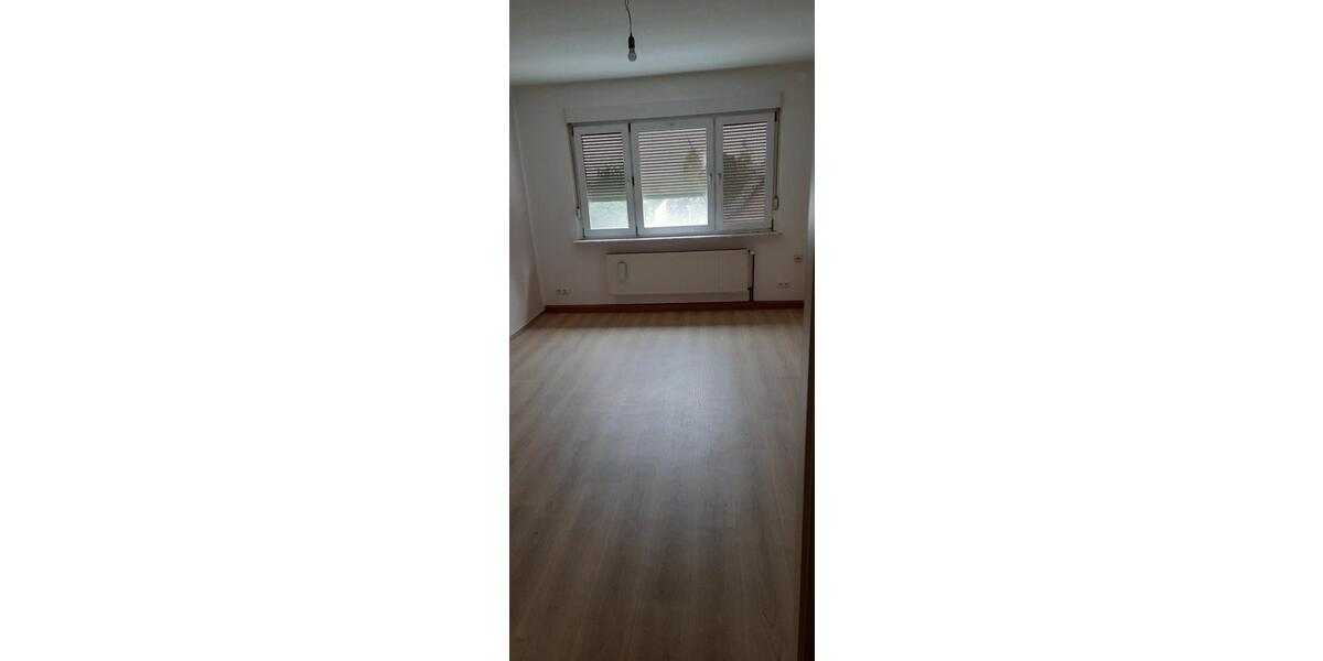 Etagenwohnung Oschatz - 1 Zimmer, 35 m&sup2;, 211&euro; | Angebot:24491601