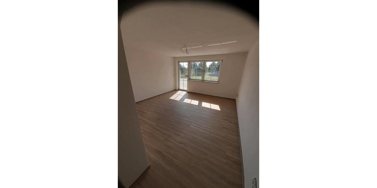 Erdgeschoßwohnung Reisbach Englmannsberg - 4 Zimmer, 100 m&sup2;, 1.050&euro; | Angebot:26557029