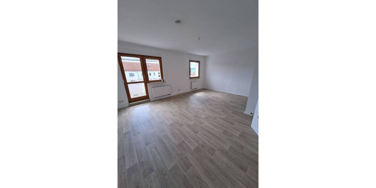 Etagenwohnung Eisenach - 3 Zimmer, 70 m&sup2;, 550&euro; | Angebot:26853027