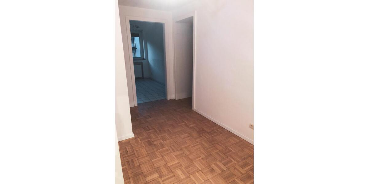 Etagenwohnung Mönchengladbach - 2 Zimmer, 72 m&sup2;, 749&euro; | Angebot:25238950