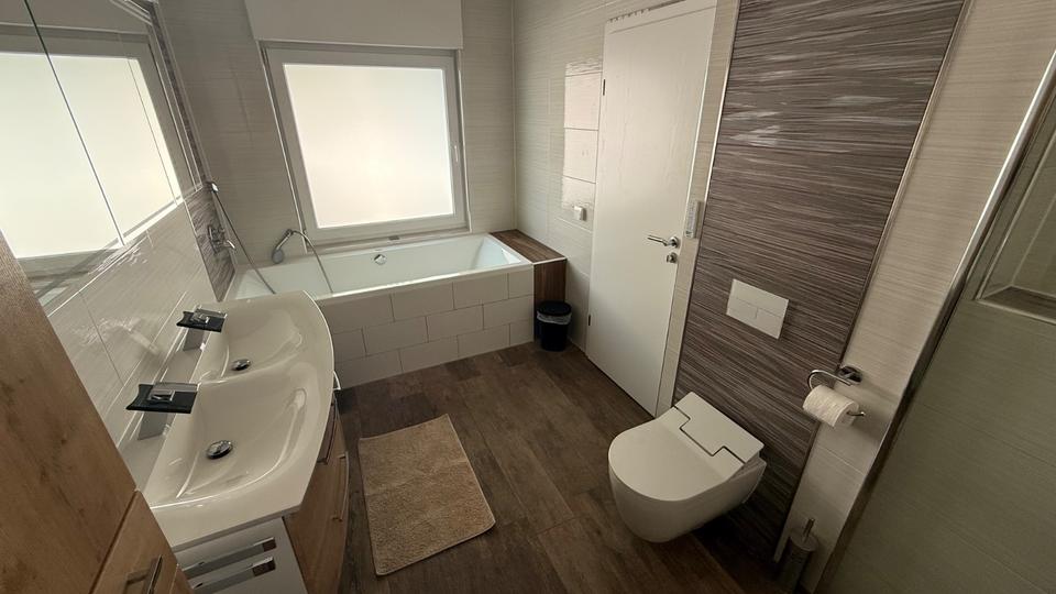 Wohnen auf Zeit Sarstedt - 4 Zimmer, 140 m&sup2;, 174&euro; | Angebot:21047571