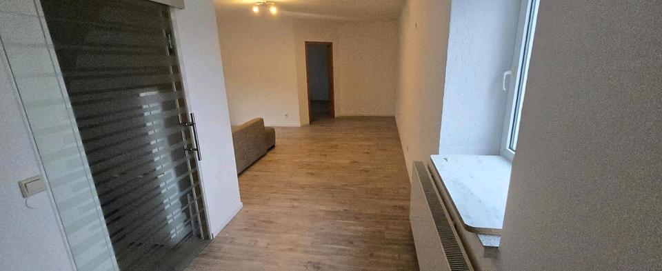 Etagenwohnung Eslohe (Sauerland) - 2 Zimmer, 90 m&sup2;, 700&euro; | Angebot:26397798