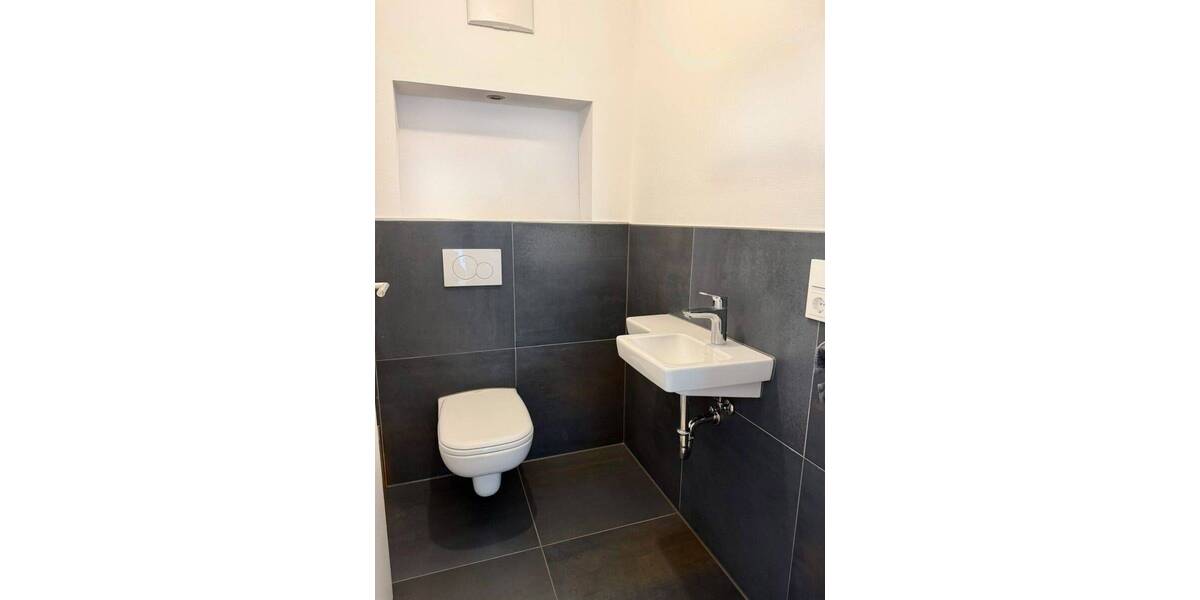 Etagenwohnung Saarbrücken Alt-Saarbrücken - 3 Zimmer, 90 m&sup2;, 1.100&euro; | Angebot:26851172