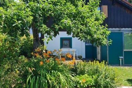 Idyllisch gelegenes kleines Haus zu vermieten 2 zimmer