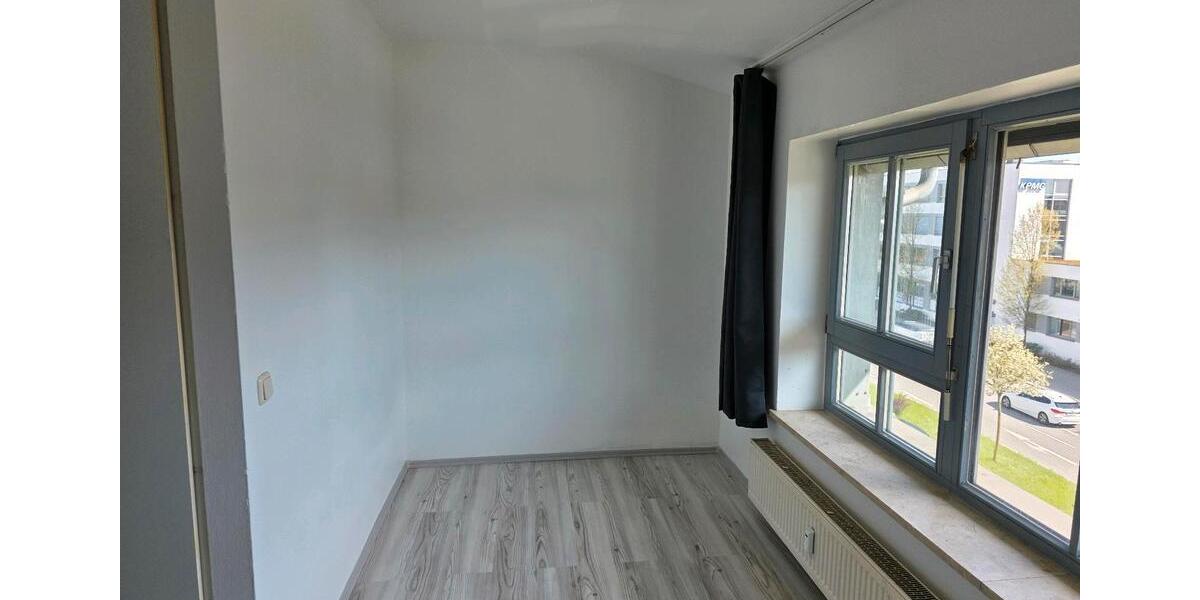 Dachgeschoßwohnung Regensburg Konradsiedlung - 1 Zimmer, 21 m&sup2;, 500&euro; | Angebot:26113341