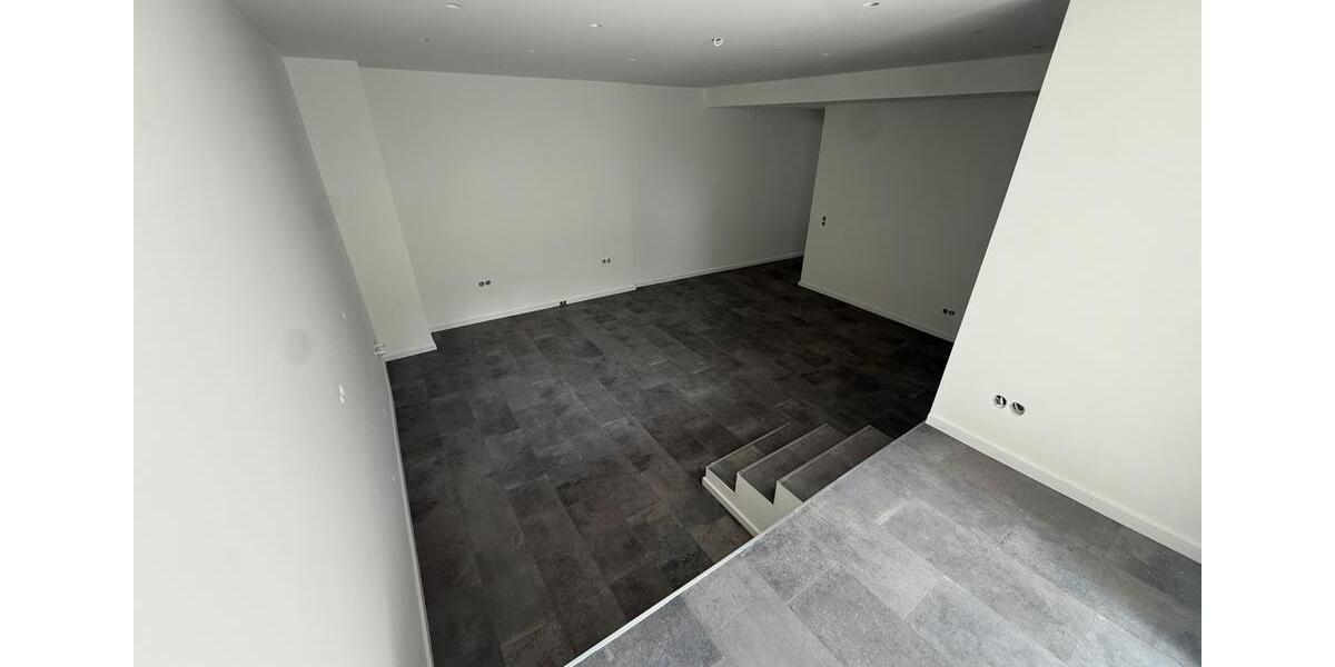Erdgeschoßwohnung Haiger - 2 Zimmer, 90 m&sup2;, 800&euro; | Angebot:26601842