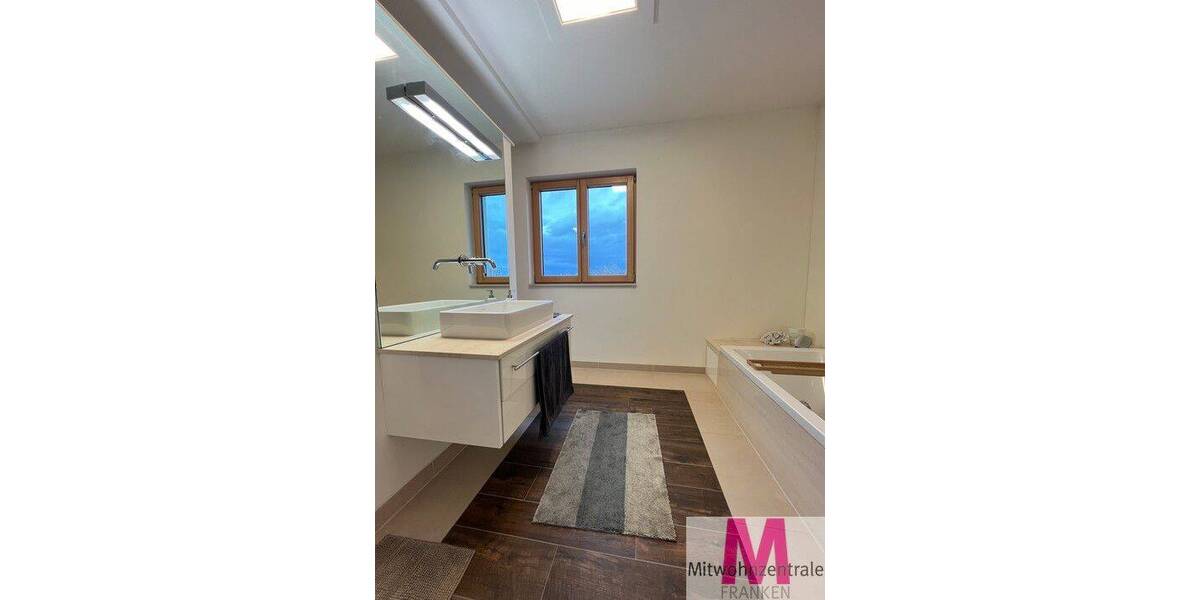 Etagenwohnung Schwabach - 4 Zimmer, 135 m&sup2;, 1.885&euro; | Angebot:26766919