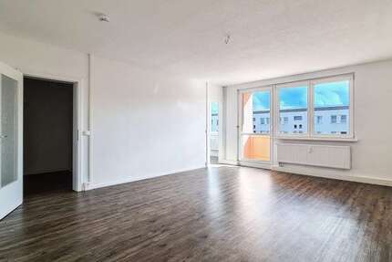 Wohnung Freiberg Freiberg West - 4 Zimmer, 80 m&sup2;, 439&euro; | Angebot:26637081