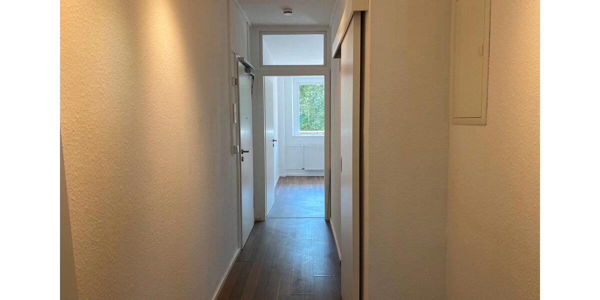 Helle 2-Zimmer-Wohnung mit 2 Balkonen | optional mit SP 2 zimmer