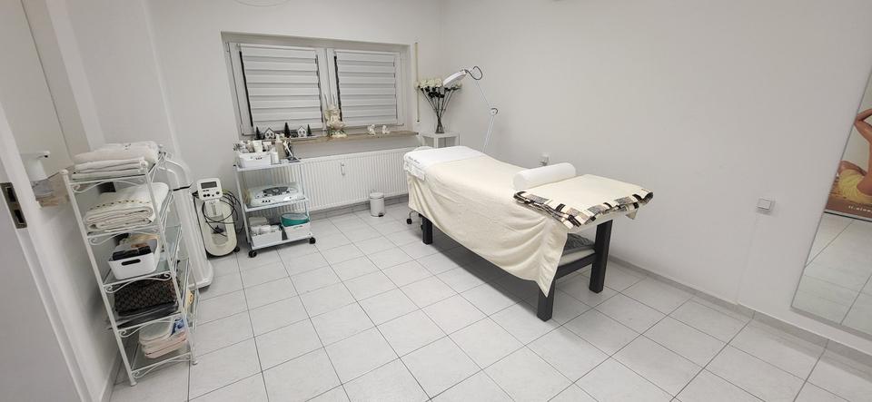 Gewerbeobjekt Neusäß - 390&euro; | Angebot:26473300