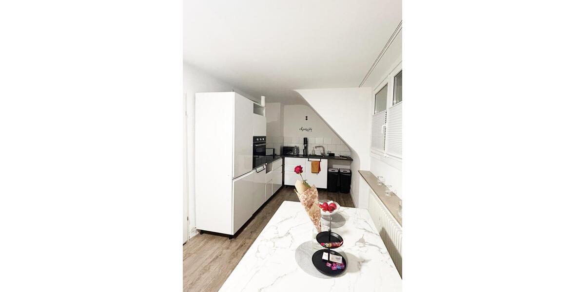Etagenwohnung Aachen Aachen-Mitte - 3 Zimmer, 80 m&sup2;, 750&euro; | Angebot:26235820