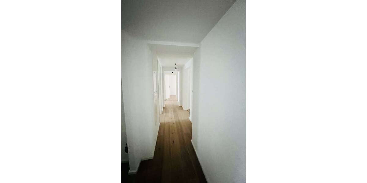 Etagenwohnung Stuttgart Heslach - 4 Zimmer, 90 m&sup2;, 1.800&euro; | Angebot:27226340