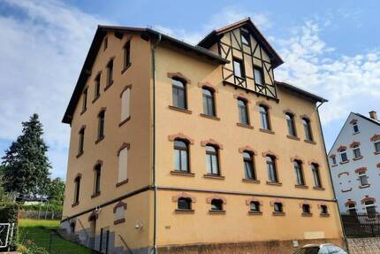 Etagenwohnung in der Ortsmitte von Reinsdorf