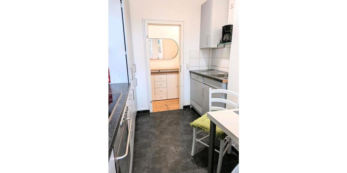 Etagenwohnung Wiesbaden Biebrich - 2 Zimmer, 41 m&sup2;, 1.000&euro; | Angebot:26688927
