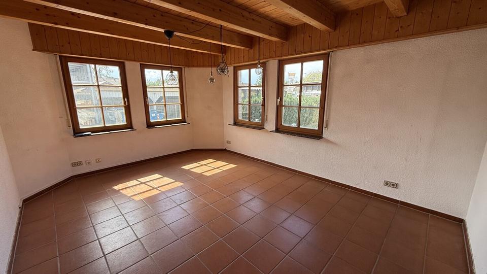 Einfamilienhaus Wangen - 6.5 Zimmer, 212 m&sup2;, 2.250&euro; | Angebot:26560284