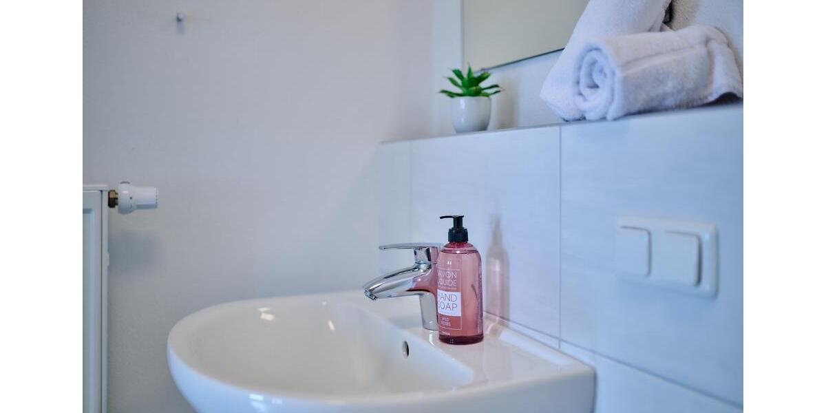 Etagenwohnung Regenstauf - 24 Zimmer, 14 m&sup2;, 900&euro; | Angebot:18905415