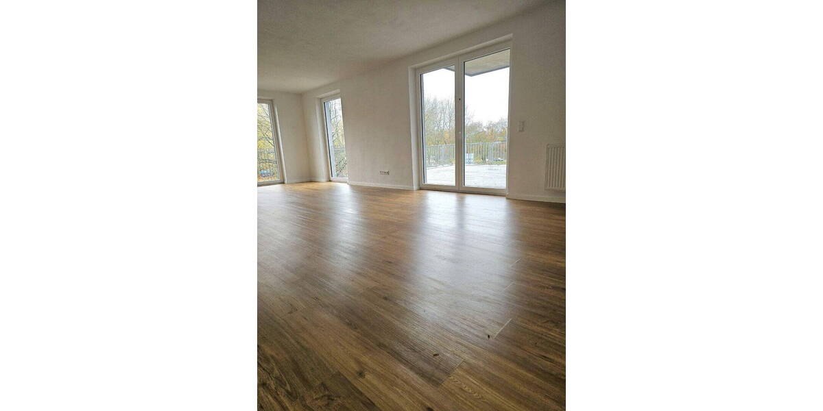 Etagenwohnung Selb - 4 Zimmer, 107 m&sup2;, 930&euro; | Angebot:25957445