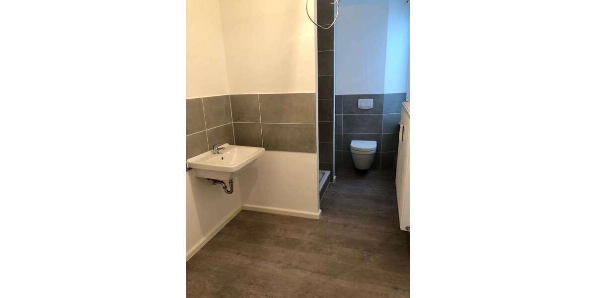 Etagenwohnung Uelzen - 4 Zimmer, 140 m&sup2;, 950&euro; | Angebot:26318901