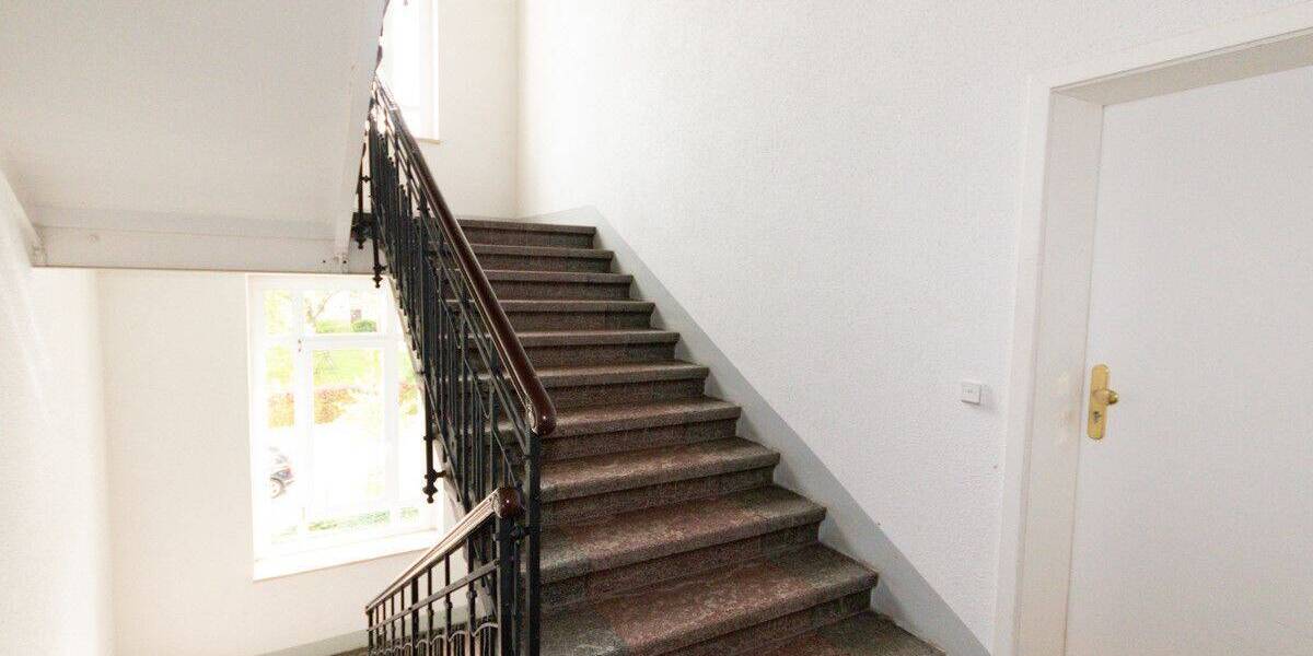 Etagenwohnung Chemnitz Kaßberg - 2 Zimmer, 60 m&sup2;, 350&euro; | Angebot:26842272