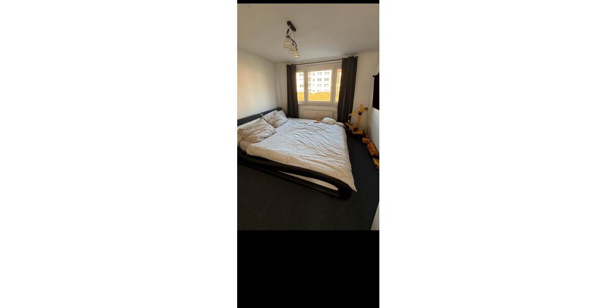 Etagenwohnung Zschopau - 3 Zimmer, 56 m&sup2;, 400&euro; | Angebot:26496975