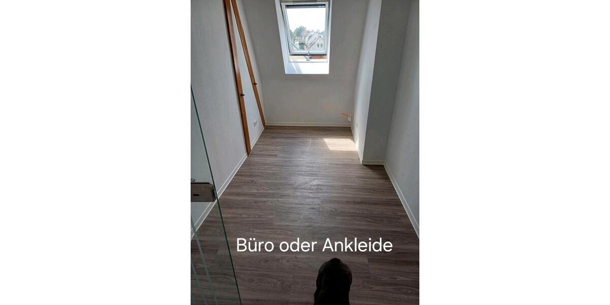 Dachgeschoßwohnung Burg - 4 Zimmer, 135 m&sup2;, 1.269&euro; | Angebot:25979847