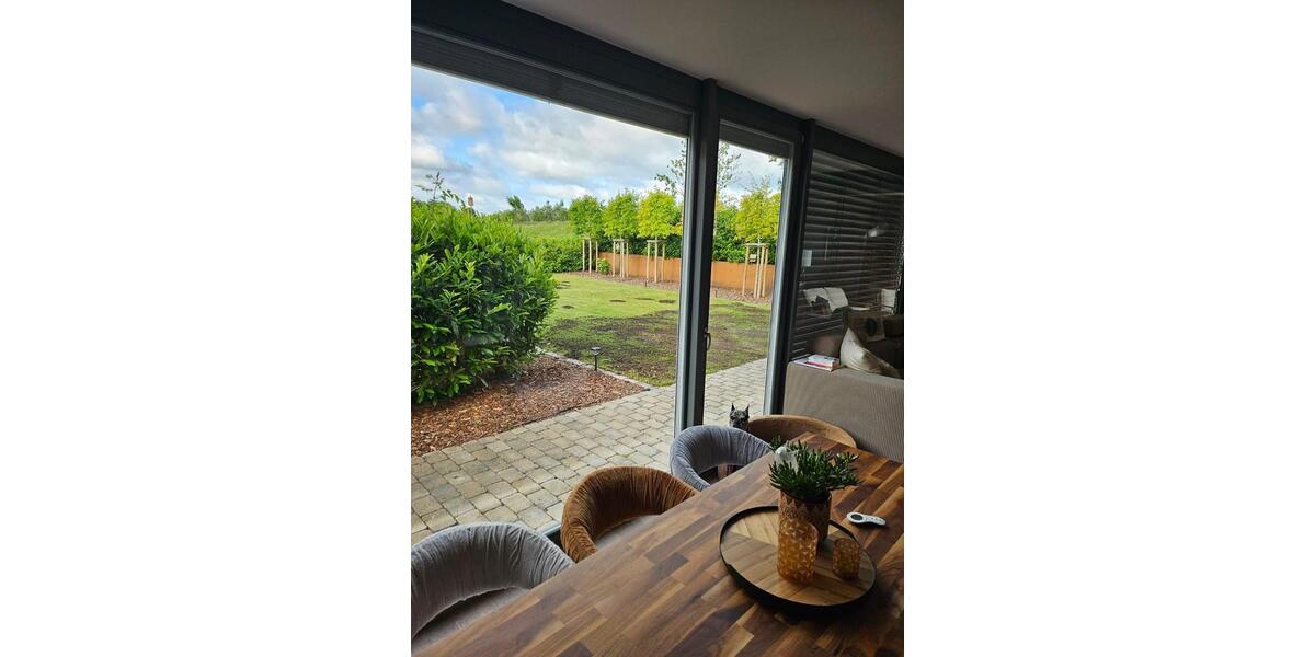 Dachgeschoßwohnung Timmendorfer Strand - 3 Zimmer, 90 m&sup2;, 1.700&euro; | Angebot:25452977