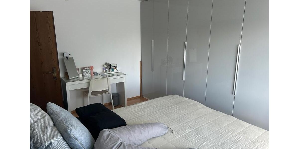 Attraktive 2 Zimmer Wohnung MöbliertTeilmöbiliert 2 zimmer