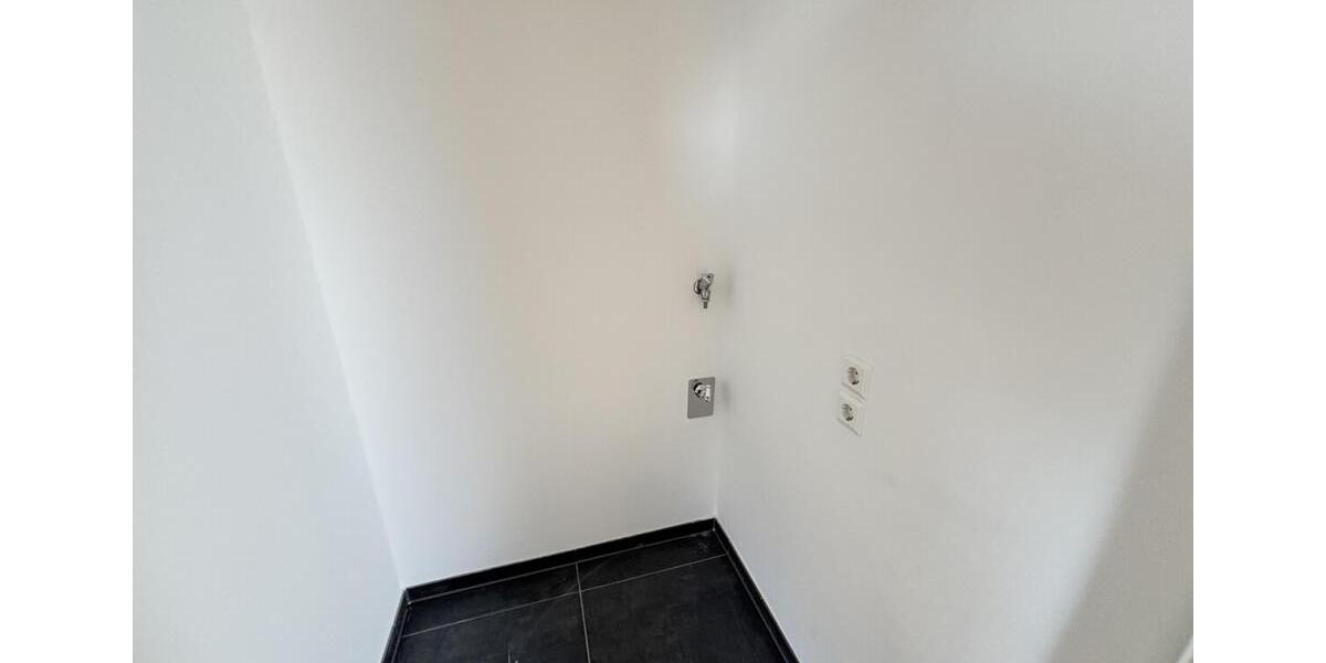 Dachgeschoßwohnung Ulm Söflingen - 3 Zimmer, 115 m&sup2;, 1.730&euro; | Angebot:25881294