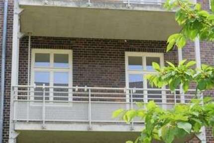 Wohnung zum Mieten in Brandenburg 397,43 € 52.99 m² 2 zimmer