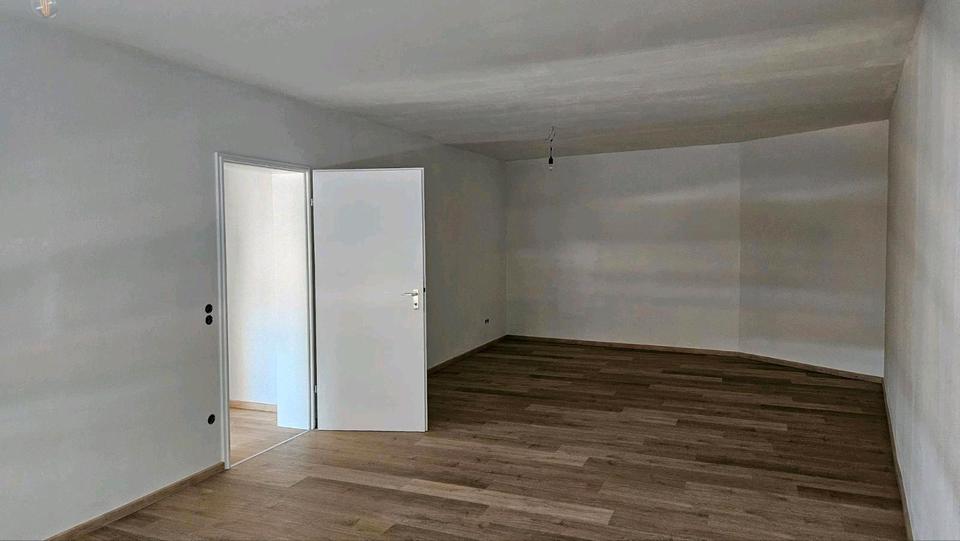 Erdgeschoßwohnung Neunkirchen - 3 Zimmer, 117 m&sup2;, 750&euro; | Angebot:26413817