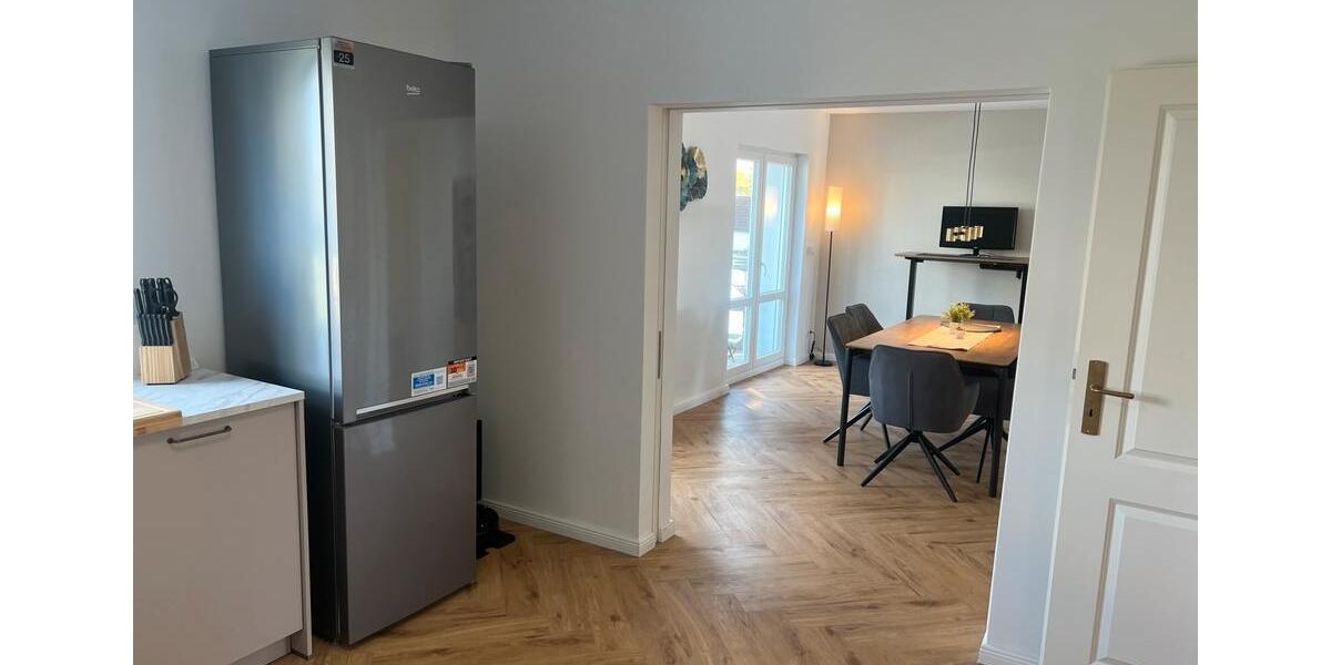 Etagenwohnung Braunschweig Lehndorf-Watenbüttel - 4 Zimmer, 150 m&sup2;, 2.400&euro; | Angebot:25948877