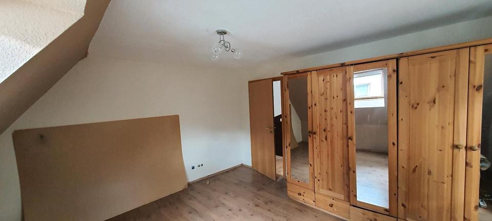 Wohnen auf Zeit Pirmasens Niedersimten - 6 Zimmer, 20 m&sup2;, 400&euro; | Angebot:21794482