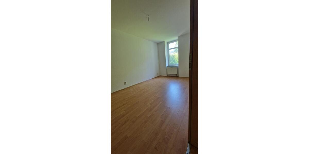 Erdgeschoßwohnung Chemnitz Altendorf - 3 Zimmer, 65 m&sup2;, 375&euro; | Angebot:26039495