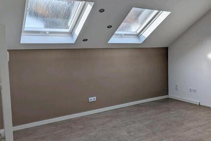 4 Zimmer Dachgeschosswohnung in Bieber zu vermieten zimmer