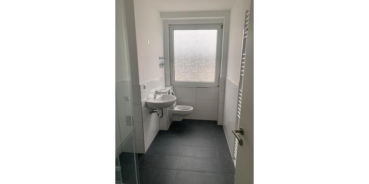 Etagenwohnung Rüsselsheim am Main - 3 Zimmer, 69 m&sup2;, 900&euro; | Angebot:25641982