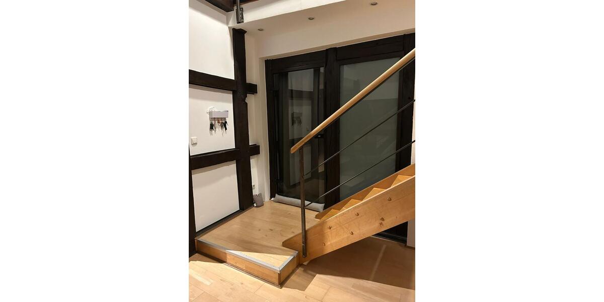 Studio Wohnung über 2 Etagen 5 zimmer