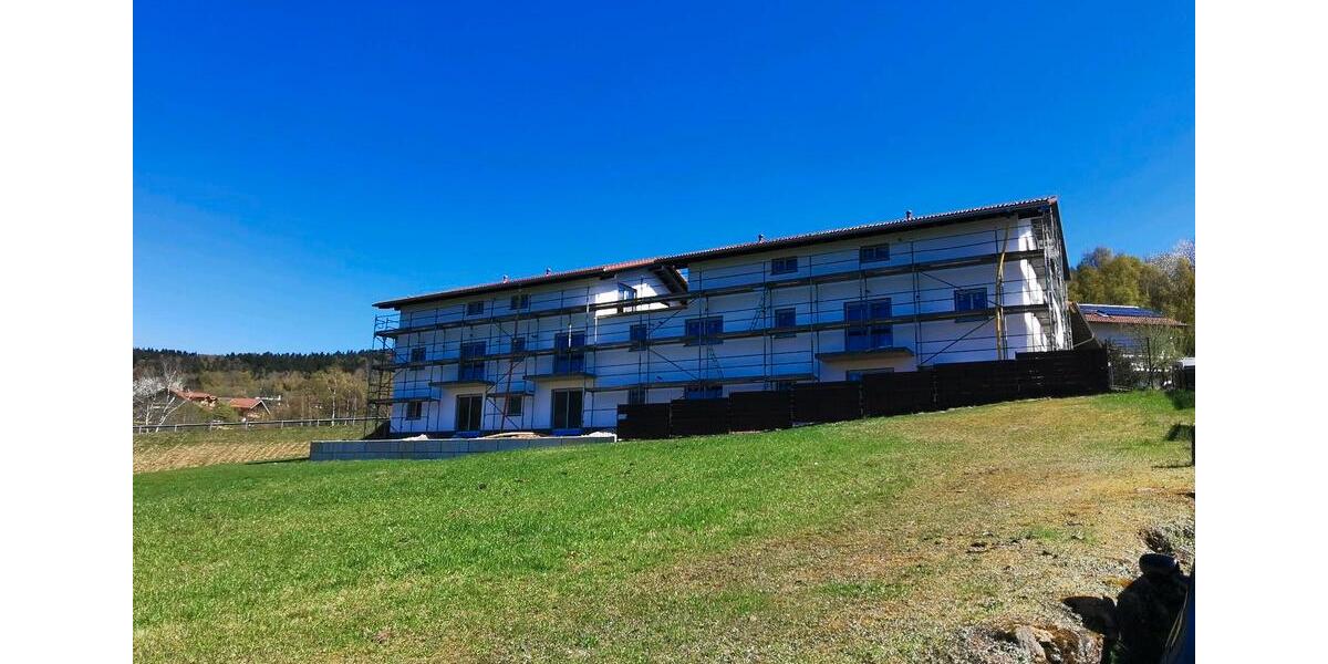 Erdgeschoßwohnung Bodenmais - 3 Zimmer, 80 m&sup2;, 880&euro; | Angebot:26237272