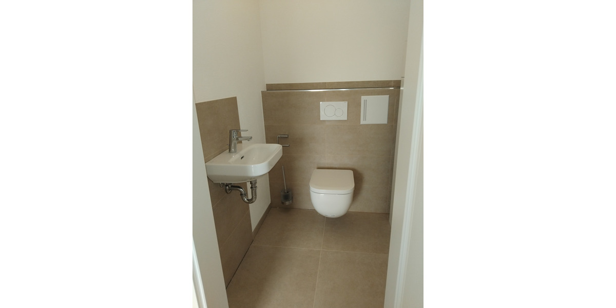 Dachgeschoßwohnung Bad Buchau - 3.5 Zimmer, 93 m&sup2;, 1.120&euro; | Angebot:24864804