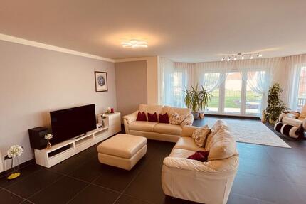 Wohnung Usingen - 3 Zimmer, 141 m&sup2;, 1.722&euro; | Angebot:25209061