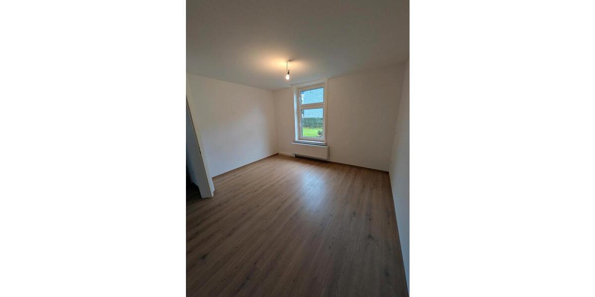 Erdgeschoßwohnung Wehretal - 3.5 Zimmer, 93 m&sup2;, 750&euro; | Angebot:26071966