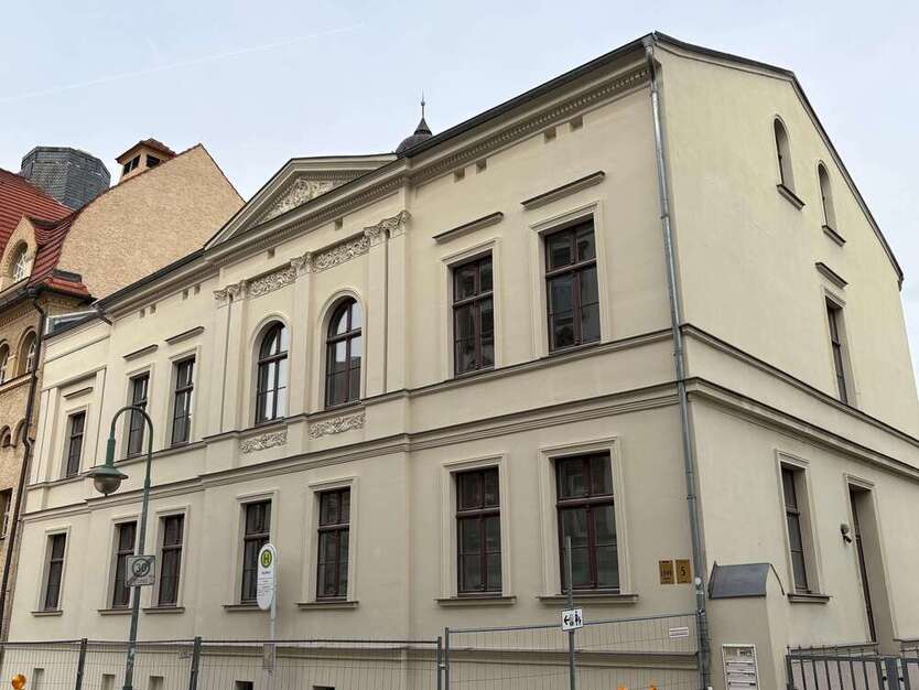 Wohnung zum Mieten in Halle 450 € 50 m² 2 zimmer