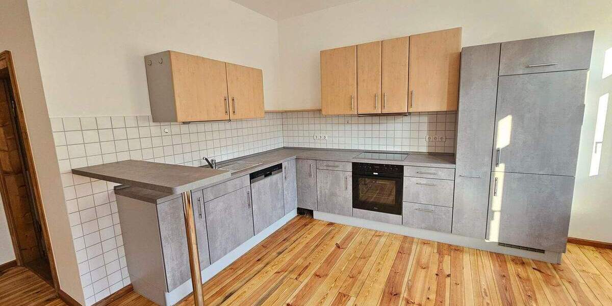 Etagenwohnung Coburg - 4 Zimmer, 112 m&sup2;, 890&euro; | Angebot:25916724