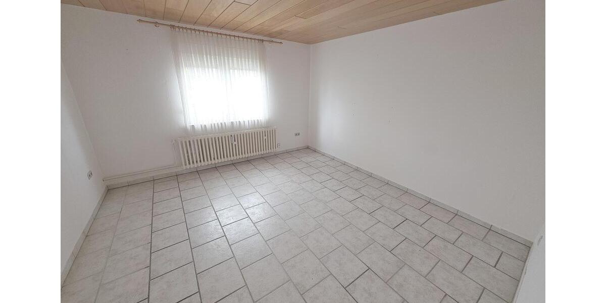 Erdgeschoßwohnung Niederkassel - 3 Zimmer, 57 m&sup2;, 770&euro; | Angebot:25903387