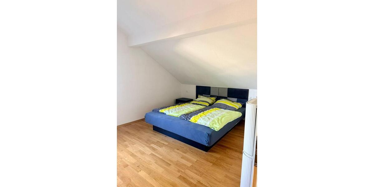 Dachgeschoßwohnung Elchesheim-Illingen Illingen - 3 Zimmer, 83 m&sup2;, 950&euro; | Angebot:24681638